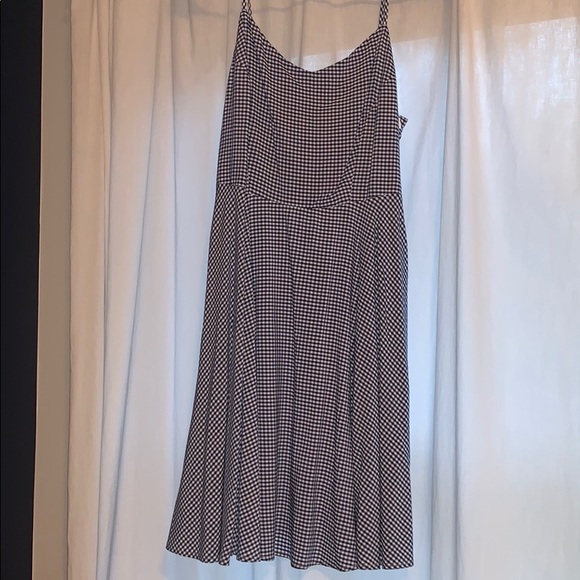 Old navy plaid dress! - Picture 2 of 5